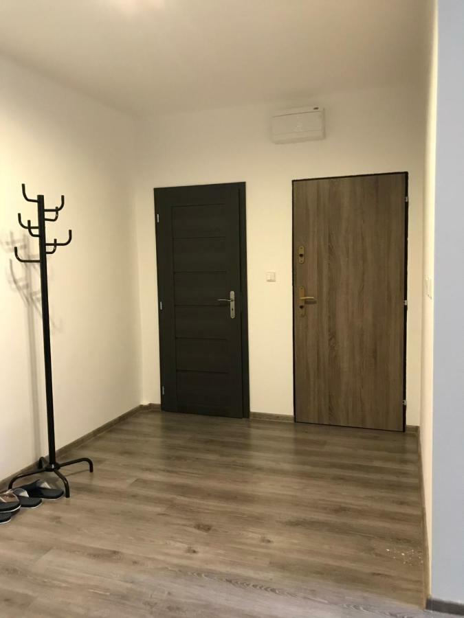 קרלובי וארי Royal Apartment מראה חיצוני תמונה