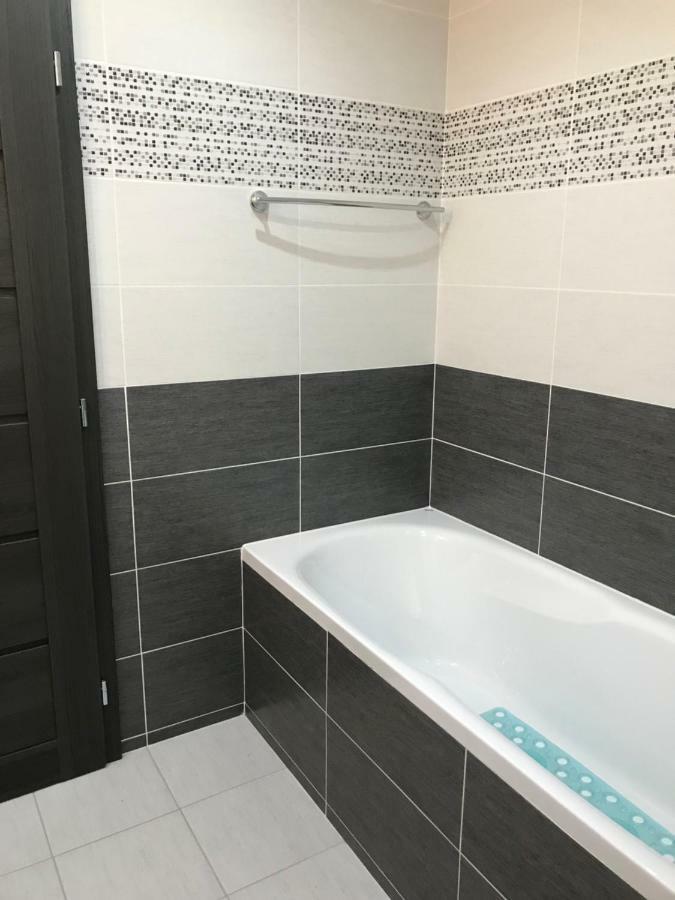 קרלובי וארי Royal Apartment מראה חיצוני תמונה